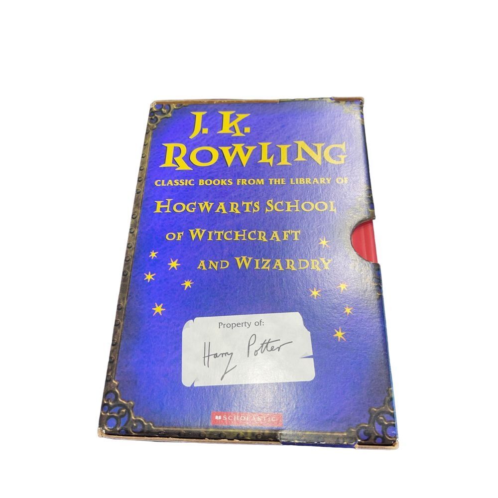 J.K.‎ Rowling Hogwarts Library Collection - Quidditch Through the Ages Book Set